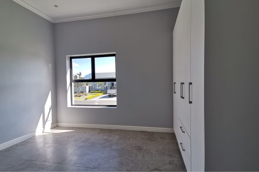 4 Bedroom Property for Sale in Paarl South Western Cape